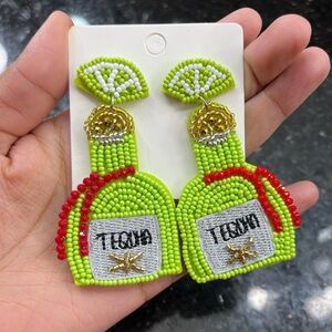 💚Tequil@ Beaded Earrings💚 Nwot